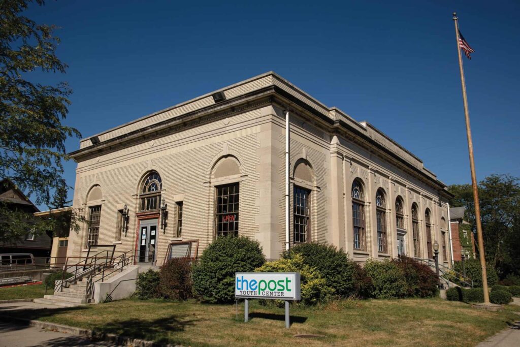 CFEC Annual Report photo of The Post office.